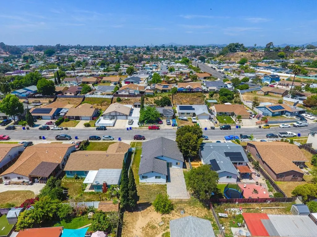 https://cdn.realtyfeed.com/cdn/127/306446732/c583bfd6b39d5ccd1a691663964cf3f3.webp
