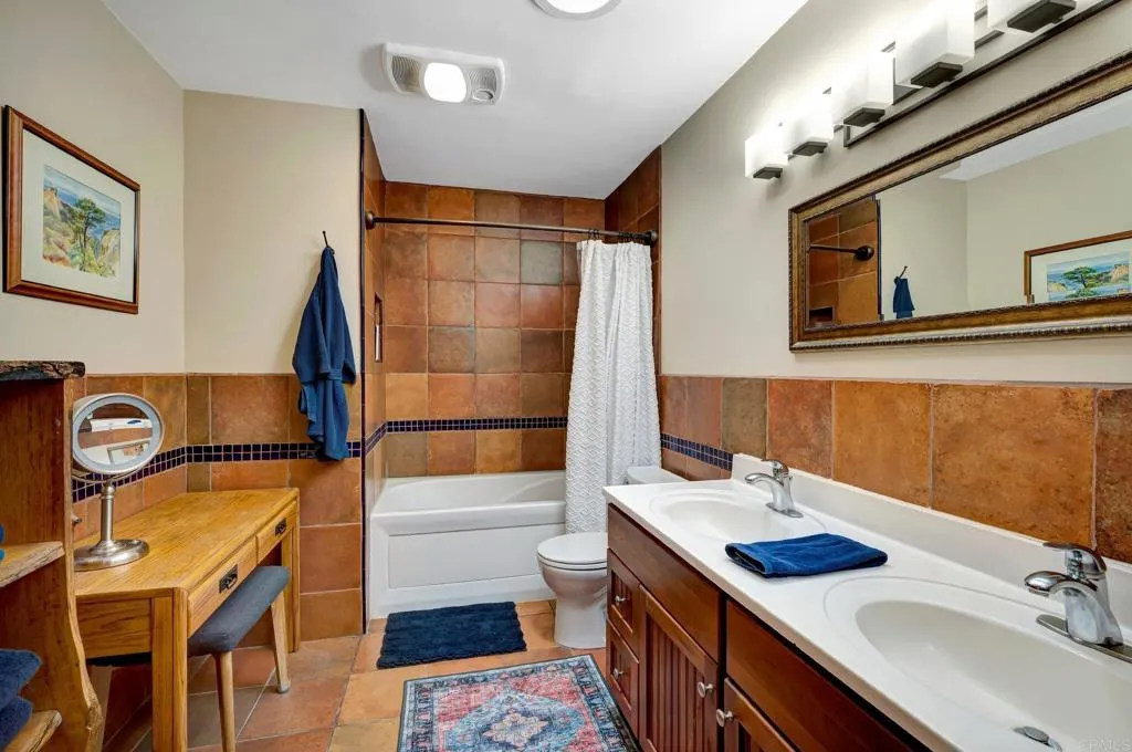 https://cdn.realtyfeed.com/cdn/127/306446848/add54b769ecb074cf01df529a87412d0.webp