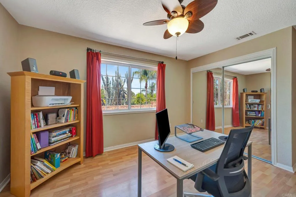 https://cdn.realtyfeed.com/cdn/127/306446848/fcb49a8e935c3f15961e937a0a336961.webp