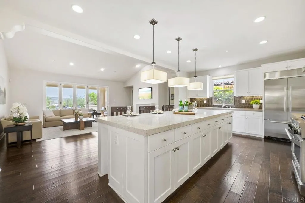 https://cdn.realtyfeed.com/cdn/127/306447320/233021aaf8790d58a7efb37bf022eb29.webp
