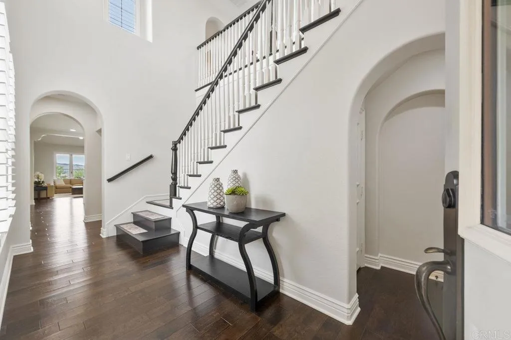 https://cdn.realtyfeed.com/cdn/127/306447320/72fc9684f366d1c0b9df0694834c5d81.webp