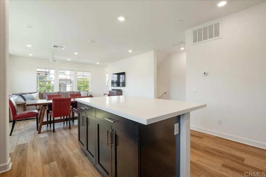 Photo #6: NDP2505015 Listing 