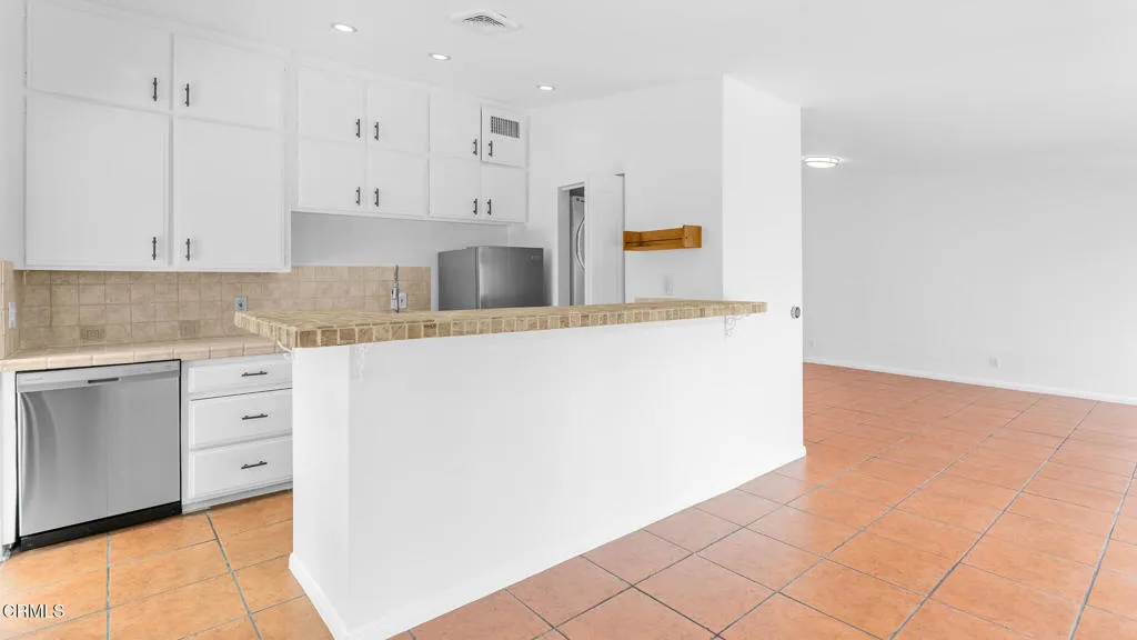 1450 Benedict Canyon Drive, Beverly Hills, CA 90210 - Photo 3 of 42, Beverly Hills, CA