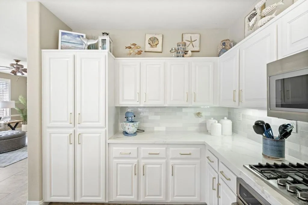 https://cdn.realtyfeed.com/cdn/127/306447366/f146574fba3e3df7ab4437b9c8bdac3a.webp