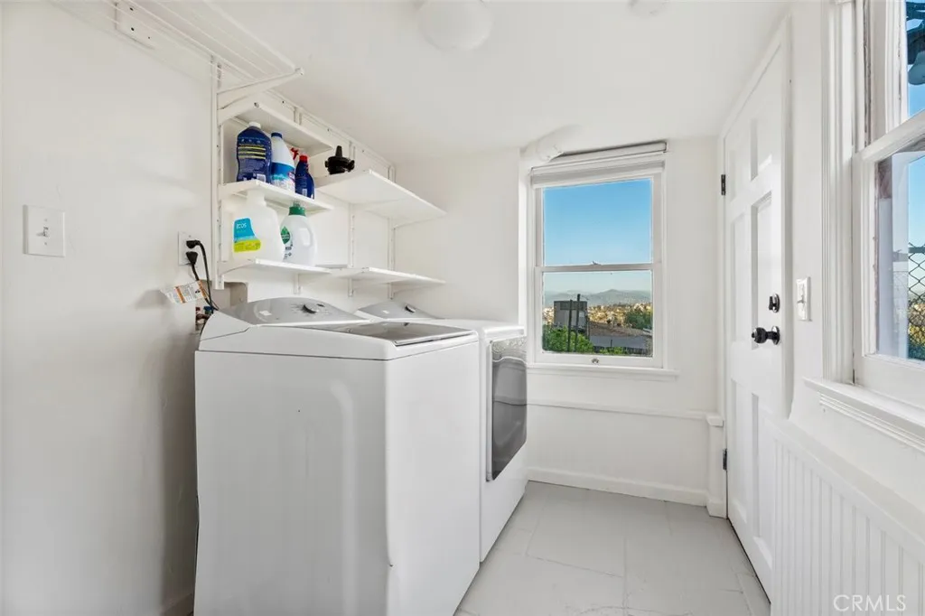 https://cdn.realtyfeed.com/cdn/127/306447438/11e0db53f23a404a70338721a2f5d3d0.webp