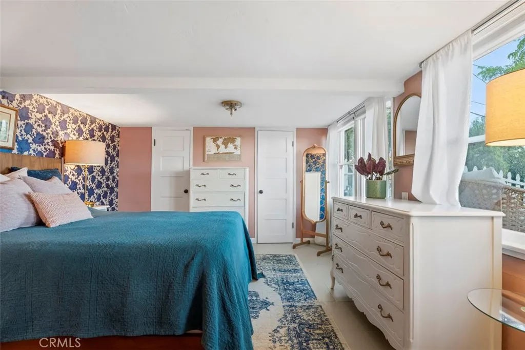 https://cdn.realtyfeed.com/cdn/127/306447438/43efe6a29e36ee2987ae1d71427babb0.webp