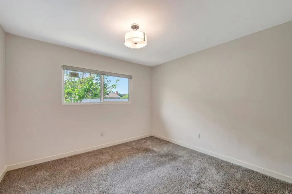 https://cdn.realtyfeed.com/cdn/127/306447483/0faafb4c7309cc38a4401f33e423aedc.webp