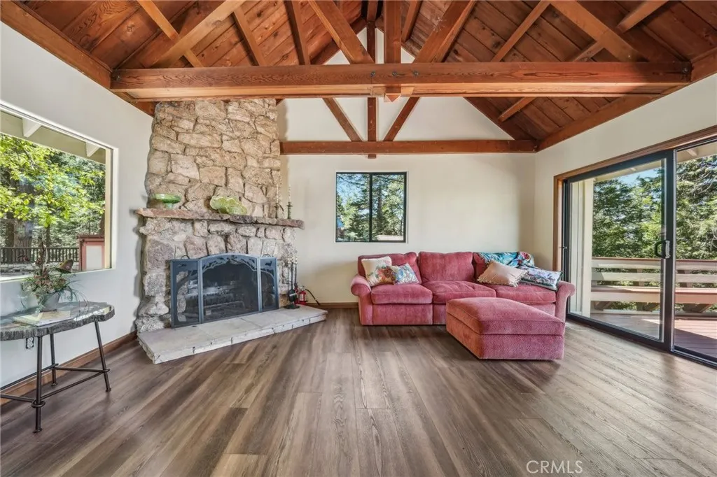 Lake Arrowhead, CA 92352