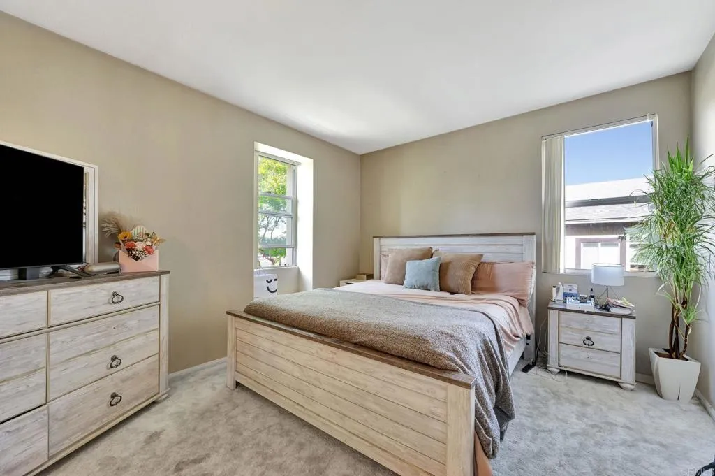 https://cdn.realtyfeed.com/cdn/127/306447575/075d6fad3247b017f5d21cebd8c3e0c6.webp