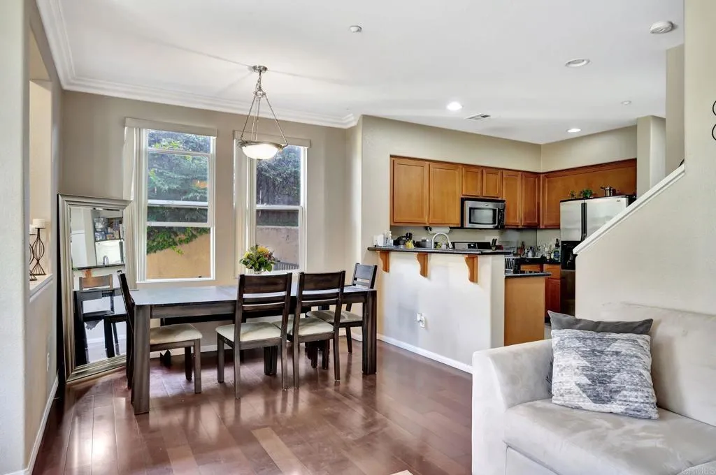 https://cdn.realtyfeed.com/cdn/127/306447575/34ae944f91eab4b56125413283b91c4e.webp