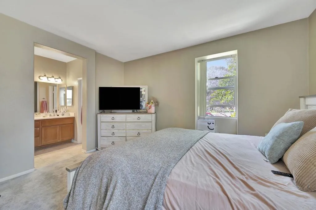 https://cdn.realtyfeed.com/cdn/127/306447575/7276306d1a15d0d3a8ba99c03d085541.webp