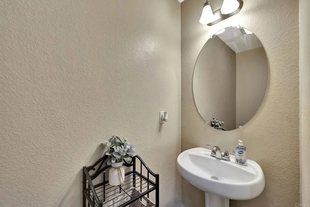 https://cdn.realtyfeed.com/cdn/127/306447575/ef7ecd9e7d13208e21fe46f659d1bf29.webp
