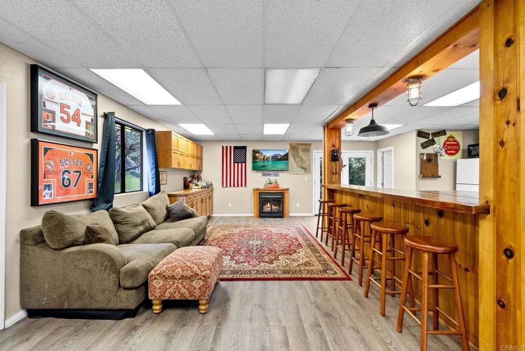 https://cdn.realtyfeed.com/cdn/127/306447597/08da1ab050f66d413345aaaa893018a0.webp