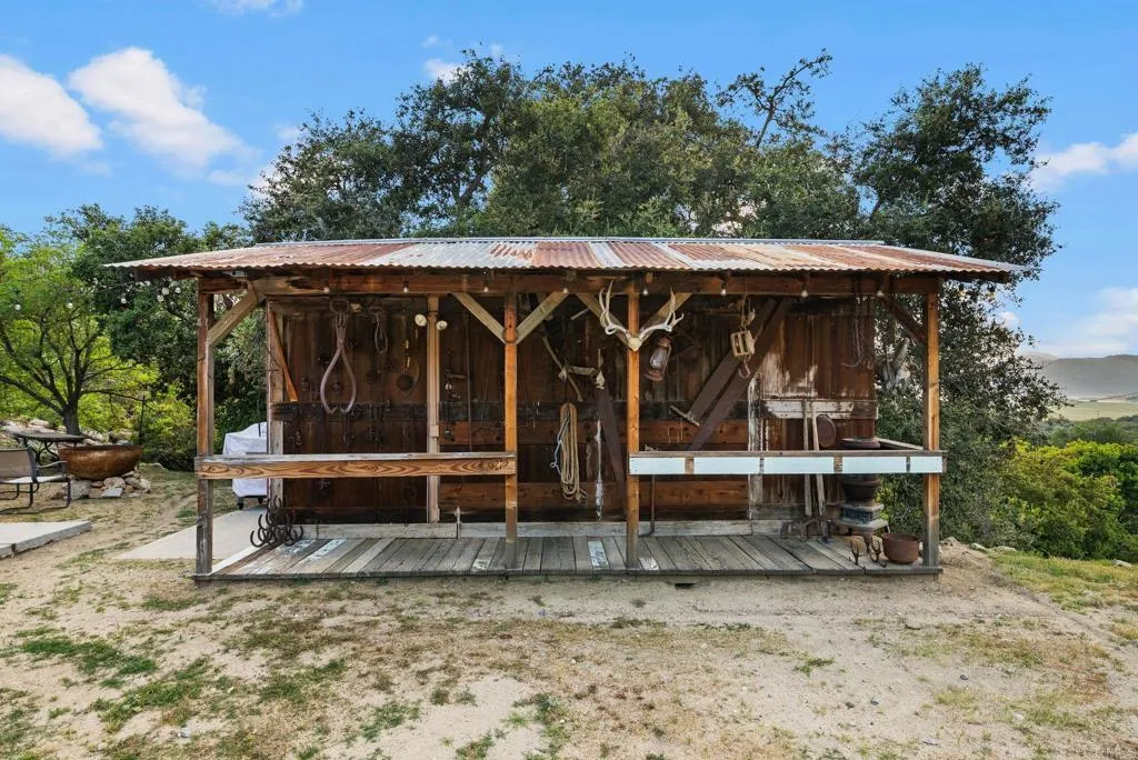 https://cdn.realtyfeed.com/cdn/127/306447597/5027d4825664c6f3122fe03faa9b41c5.webp
