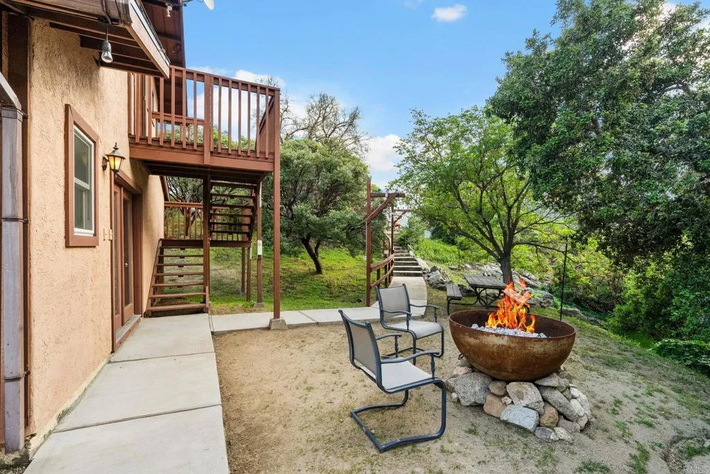 https://cdn.realtyfeed.com/cdn/127/306447597/8ae17e321e1ffa2cb92689e08131ebf7.webp