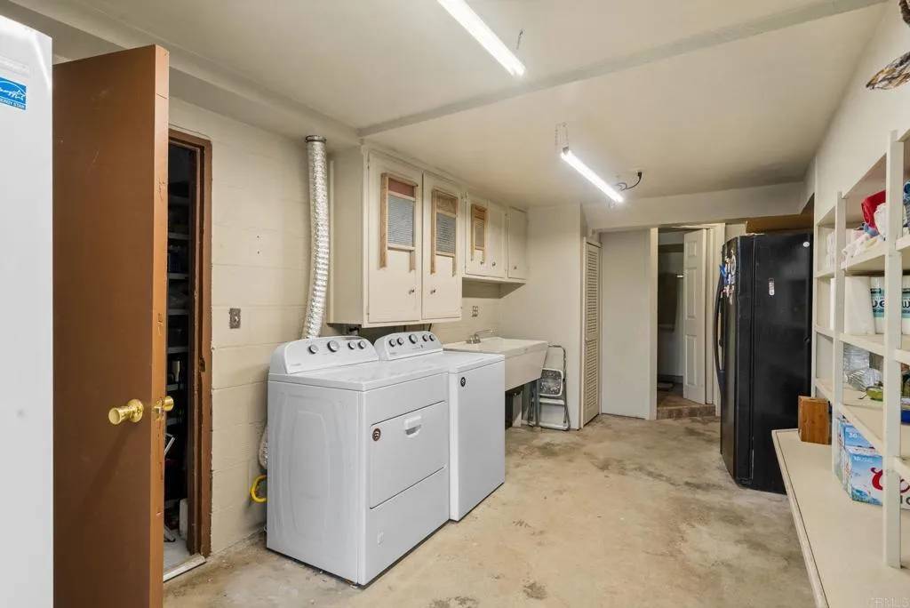 https://cdn.realtyfeed.com/cdn/127/306447597/c667afeb3882c1828399c872d79fc6f8.webp