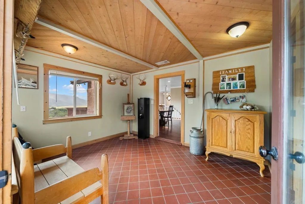 https://cdn.realtyfeed.com/cdn/127/306447597/cc7b3f496c44302a78455da605fe4c29.webp
