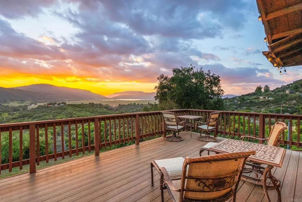https://cdn.realtyfeed.com/cdn/127/306447597/e06bcae5db4bfe50351bd26feb13be49.webp