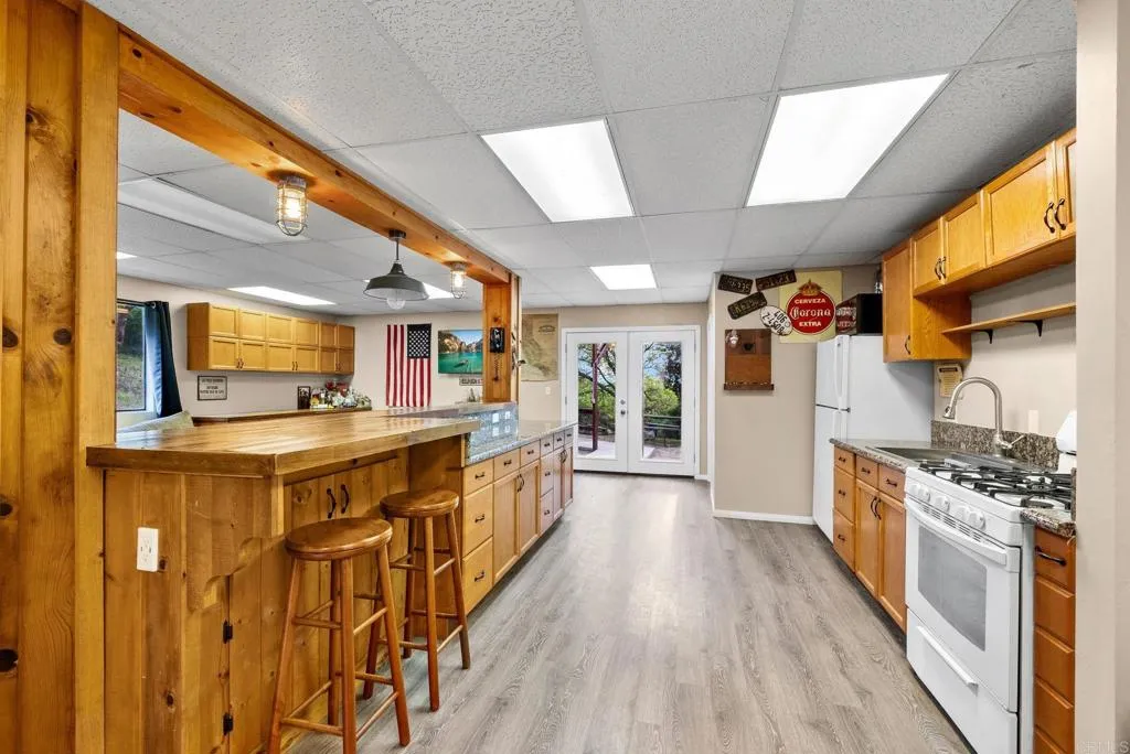 https://cdn.realtyfeed.com/cdn/127/306447597/f2256ee91760dfdc2ed0d8c5cbb49c11.webp