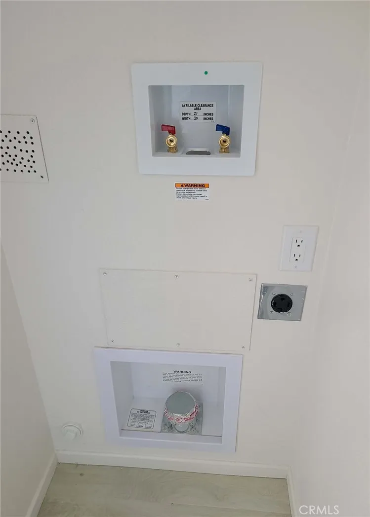 https://cdn.realtyfeed.com/cdn/127/306447622/88bf9144f9daa5a94fb69054b7f8b312.webp