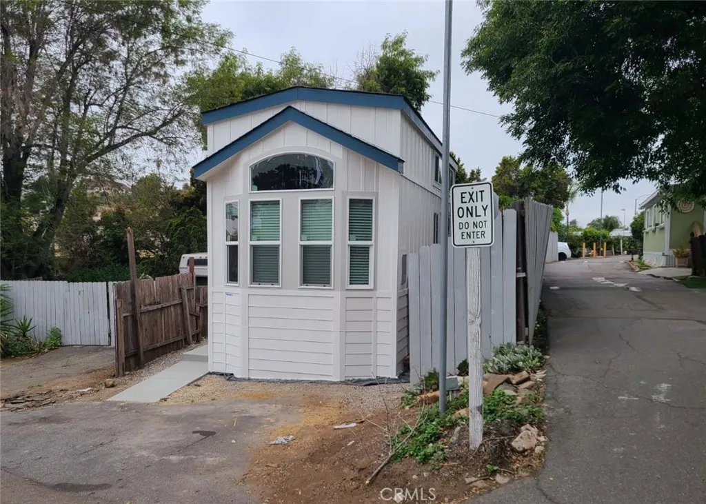 https://cdn.realtyfeed.com/cdn/127/306447622/a7921e539ff9d987c0b61730a1cc0a37.webp