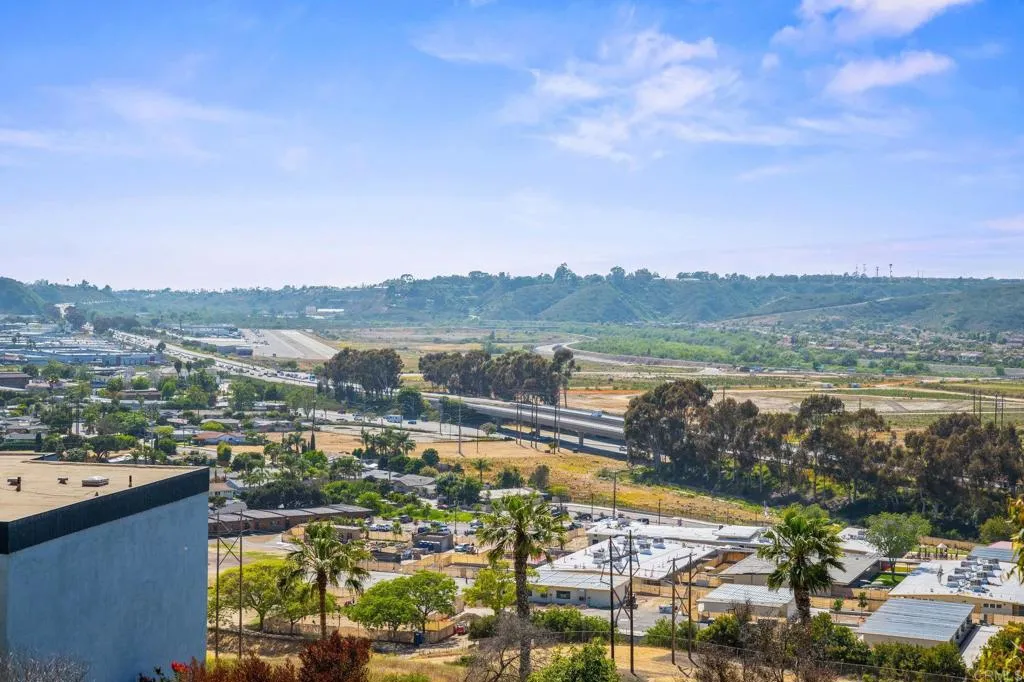 https://cdn.realtyfeed.com/cdn/127/306447762/5ac87f54e1d7977ca7aed8363fa1646c.webp