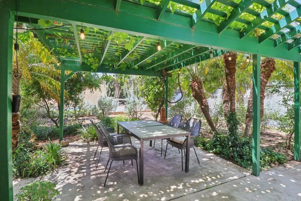 https://cdn.realtyfeed.com/cdn/127/306447771/57703919baf636609c53d4390a2d5c08.webp