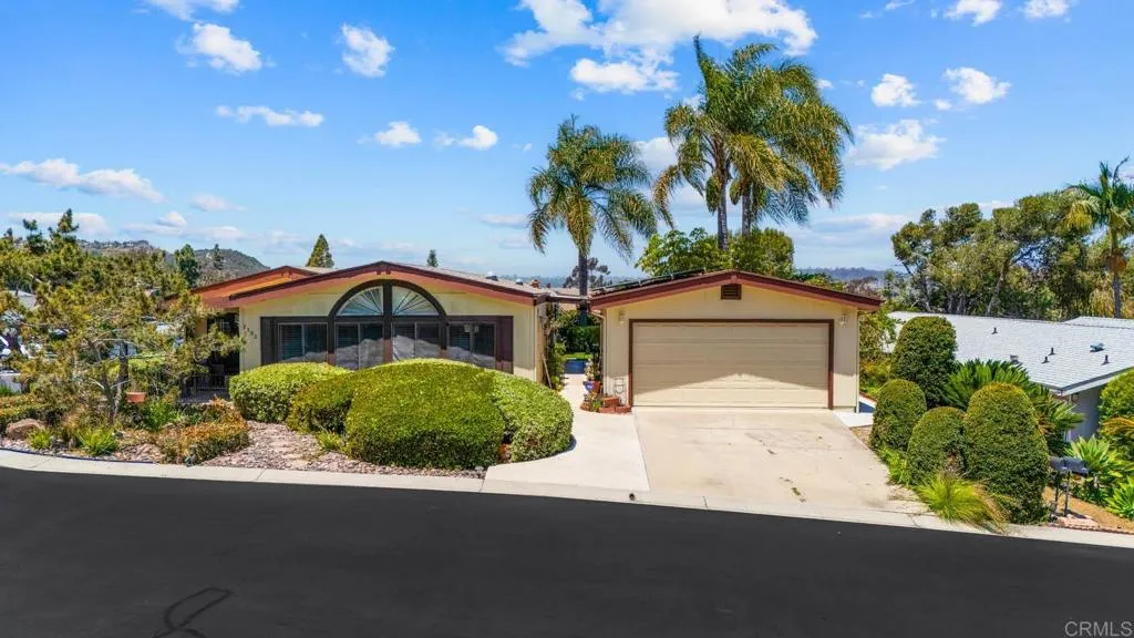 https://cdn.realtyfeed.com/cdn/127/306447919/285e95b45d55de75e4874b0c9b5b7d85.webp