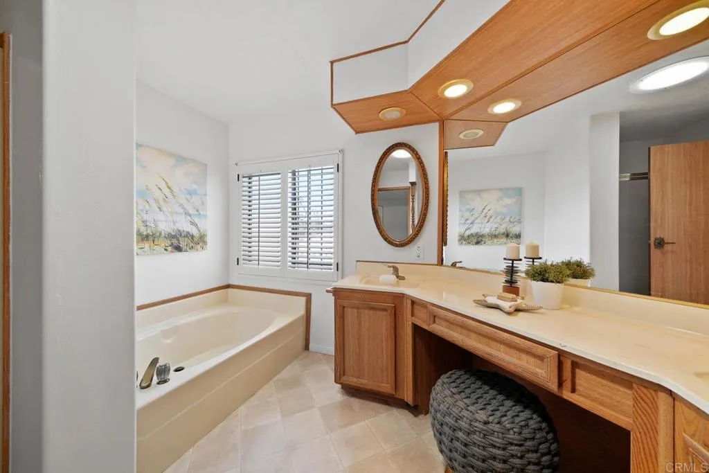 https://cdn.realtyfeed.com/cdn/127/306447919/6f714d197d36339376ec1a3e5b9f3cc2.webp