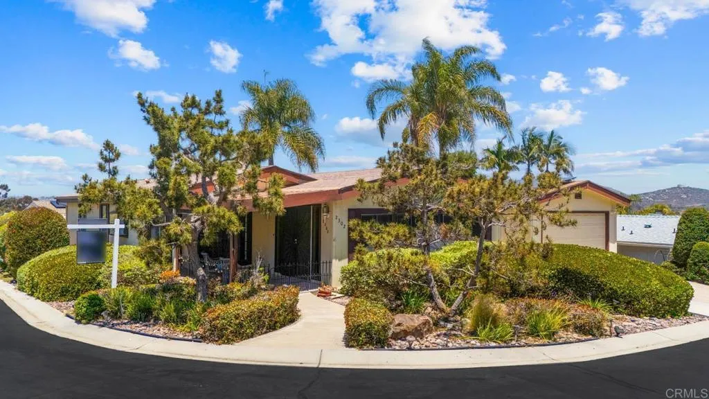 https://cdn.realtyfeed.com/cdn/127/306447919/9d0b64ef8f52e2edfc7ddb3e2c6d9687.webp