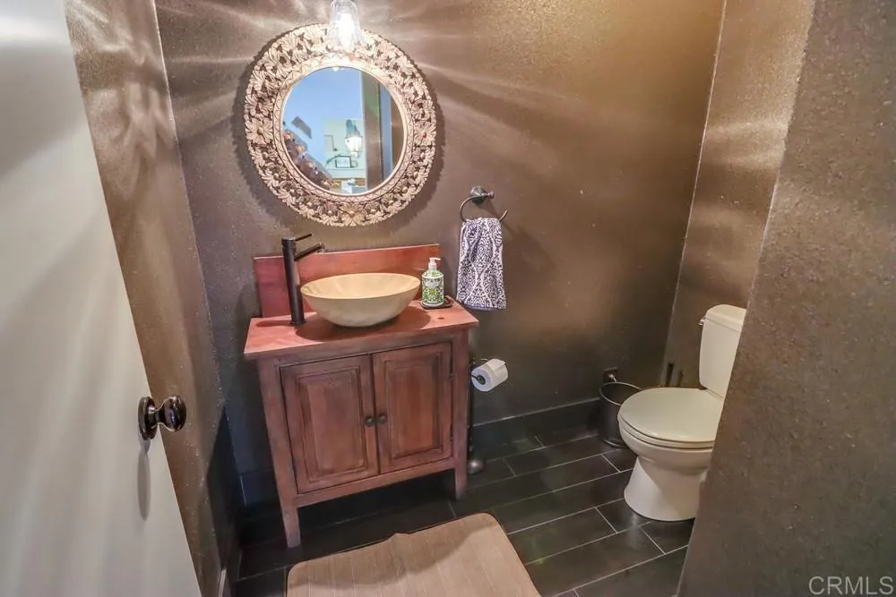 https://cdn.realtyfeed.com/cdn/127/306447950/055f16a3c49a26568f9e3a0f03fbaee0.webp