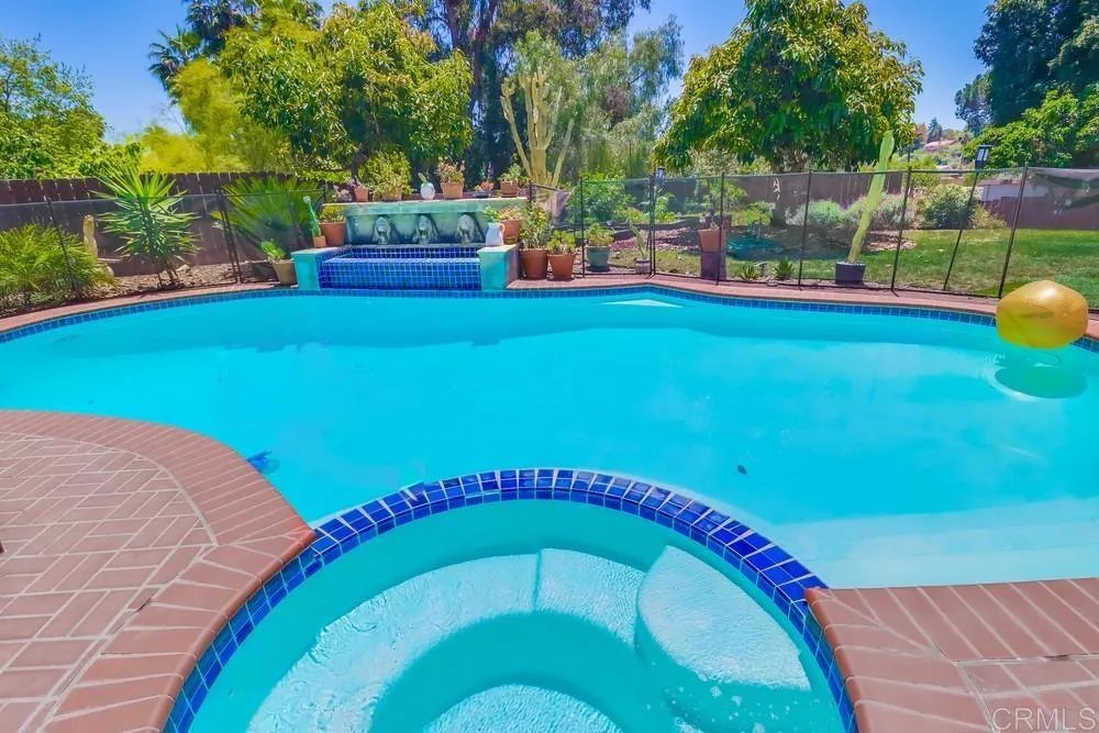 https://cdn.realtyfeed.com/cdn/127/306447950/322873f745d3f5fcf367e08213275436.webp