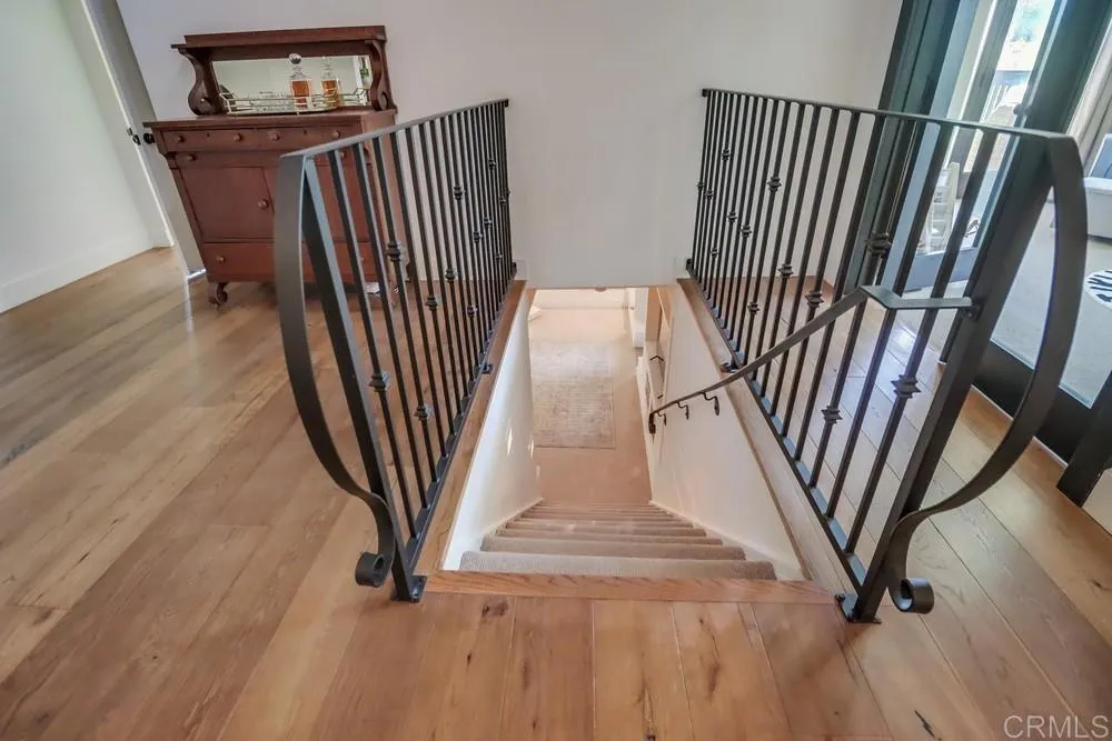 https://cdn.realtyfeed.com/cdn/127/306447950/a1e92067c195686724fb1b95e73c4cd2.webp
