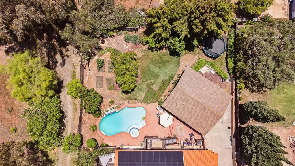 https://cdn.realtyfeed.com/cdn/127/306447950/f91b71117f7126ee8b9456156fca2363.webp