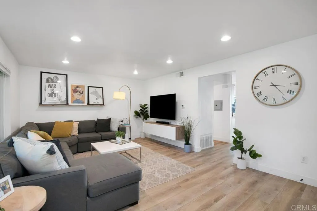 https://cdn.realtyfeed.com/cdn/127/306448035/202fc7b54e81486b4a19851df6b6a79a.webp