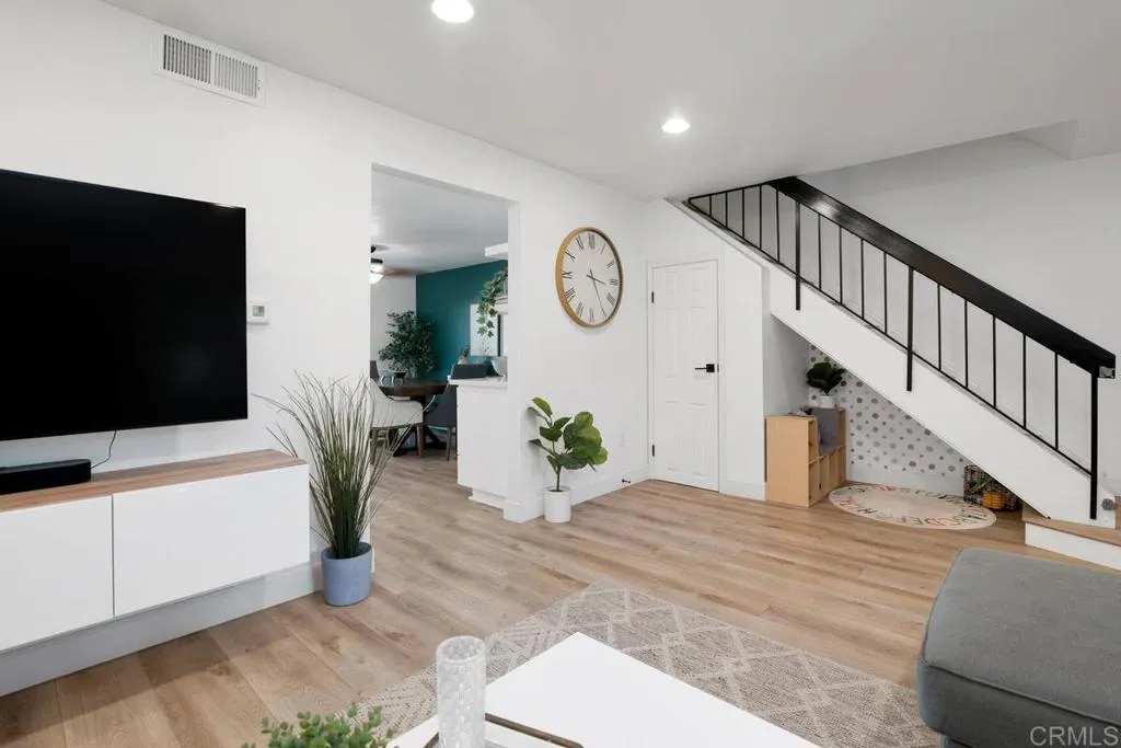 https://cdn.realtyfeed.com/cdn/127/306448035/2bf2360ac5079945a58b0e3a5f11f891.webp