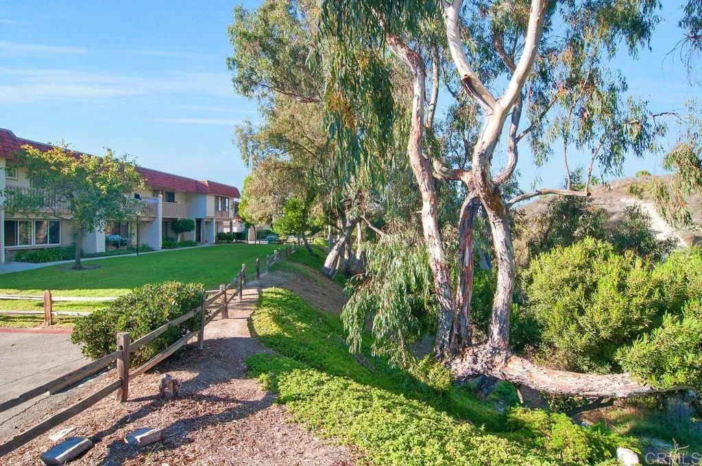 https://cdn.realtyfeed.com/cdn/127/306448035/8a4bb9cdfc0a39cd45e6d45d6e17bd1e.webp