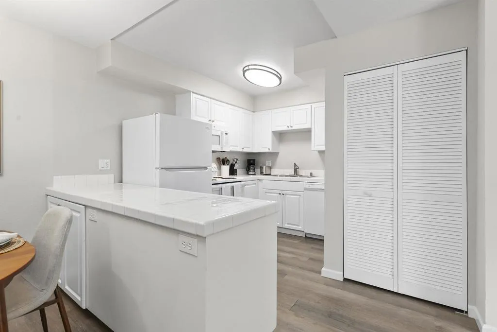 Photo #12: PTP2503789 Listing: Photo #12