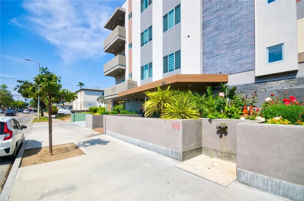 820 S Wilton Place Unit 304, Los Angeles, CA 90005 - Photo 3 of 51, Los Angeles, CA