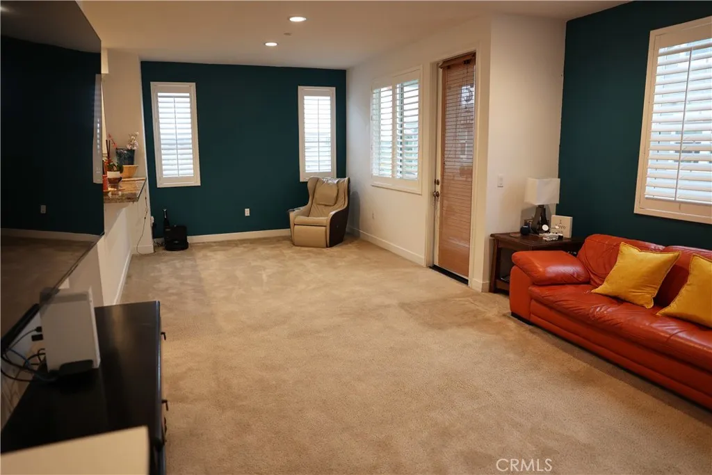 Photo #9: OC25085055 Listing: Photo #9