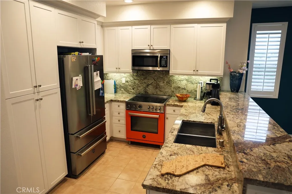 Photo #7: OC25085055 Listing: Photo #7
