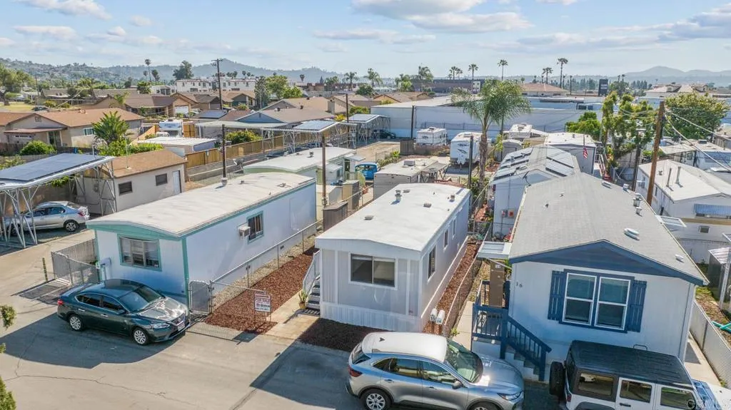 https://cdn.realtyfeed.com/cdn/127/306448250/0766d80b3c4f441e2e610d9cf41b2c8f.webp