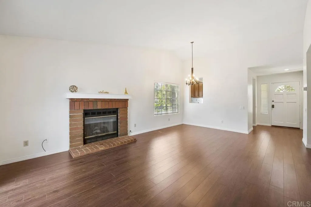 https://cdn.realtyfeed.com/cdn/127/306448264/5fadec3f6bd7dd2c5fbfd88347fdd762.webp