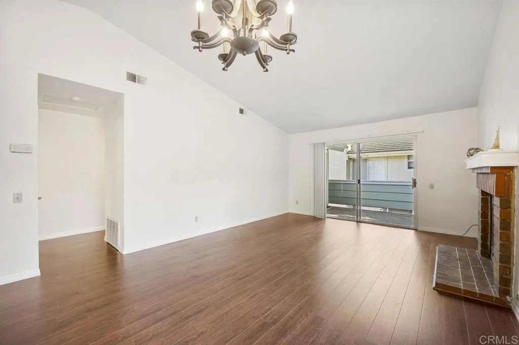 https://cdn.realtyfeed.com/cdn/127/306448264/96a21939728c949885748f553a237dce.webp