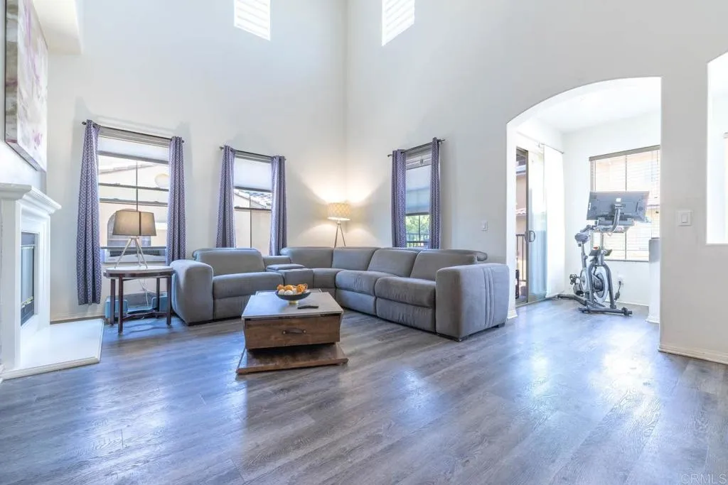 Photo #4: PTP2503792 Listing 