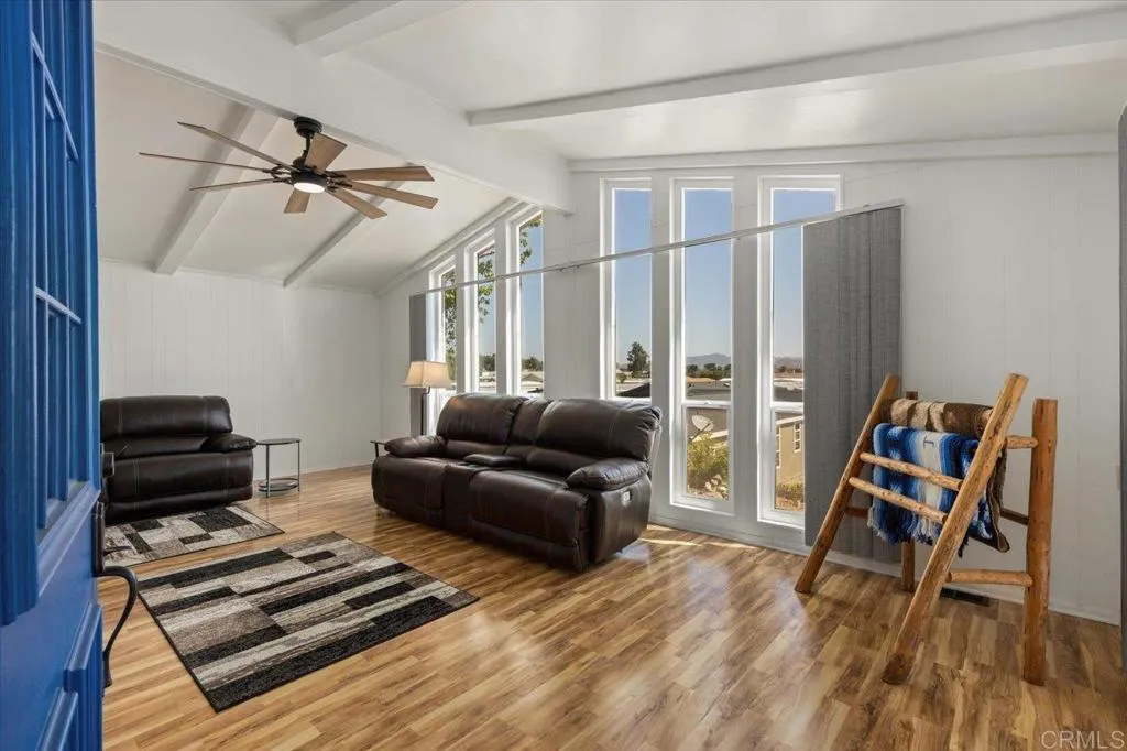 https://cdn.realtyfeed.com/cdn/127/306448365/3bad55004f8a160de2788828663adf05.webp