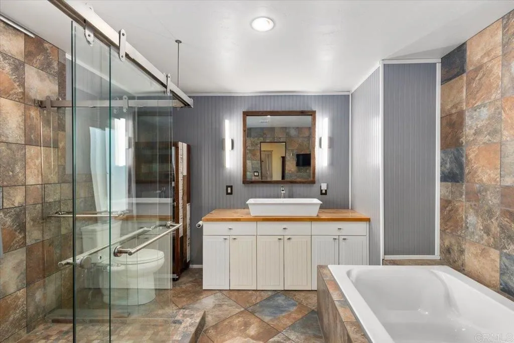 https://cdn.realtyfeed.com/cdn/127/306448365/4969e2e19f28e046e65e78d54db5ef34.webp