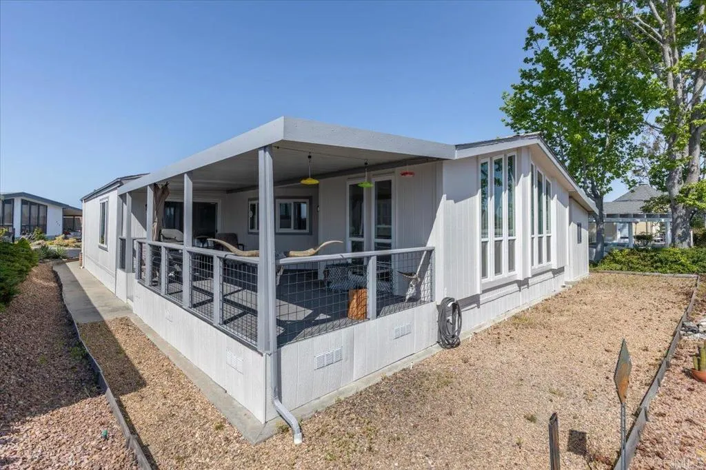 https://cdn.realtyfeed.com/cdn/127/306448365/9c2feb8b03f94d71a1a67a821416ed97.webp