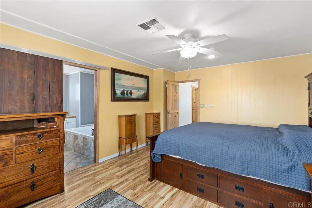 https://cdn.realtyfeed.com/cdn/127/306448365/af6da6e357b28aebf545b0d57fb78a42.webp
