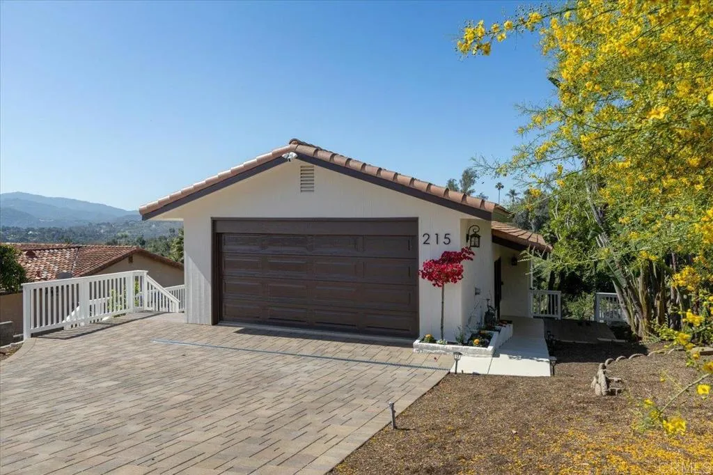 https://cdn.realtyfeed.com/cdn/127/306448370/34813108b2fcf51851b694f7da6c4d85.webp